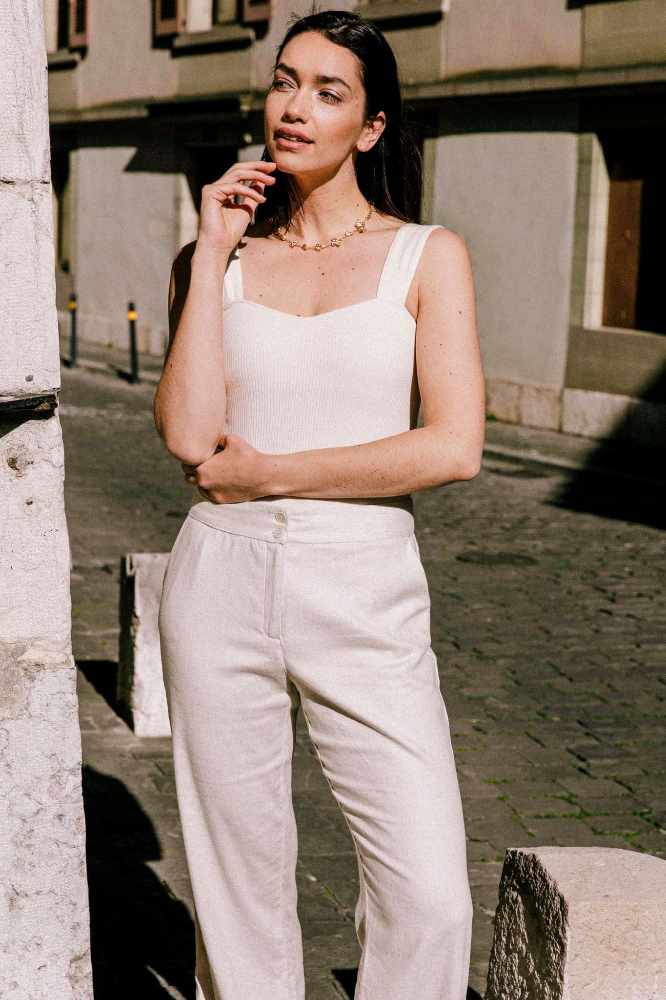 Modèle Laurier éthique en lin et viscose, pantalon large conçu en France