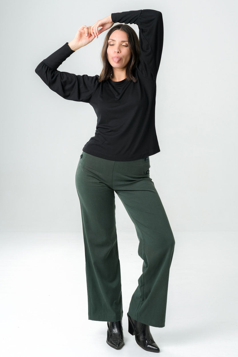 Top à manches longues bouffantes écru, fabriqué en Tencel éco-responsable, élégant et durable, fabriqué en France.