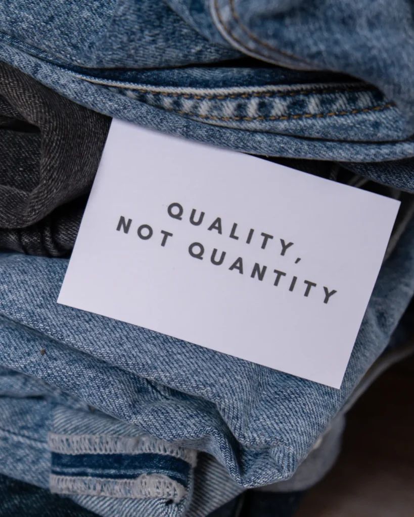 Mode responsable : comment réduire l’impact de ses vêtements au quotidien ?