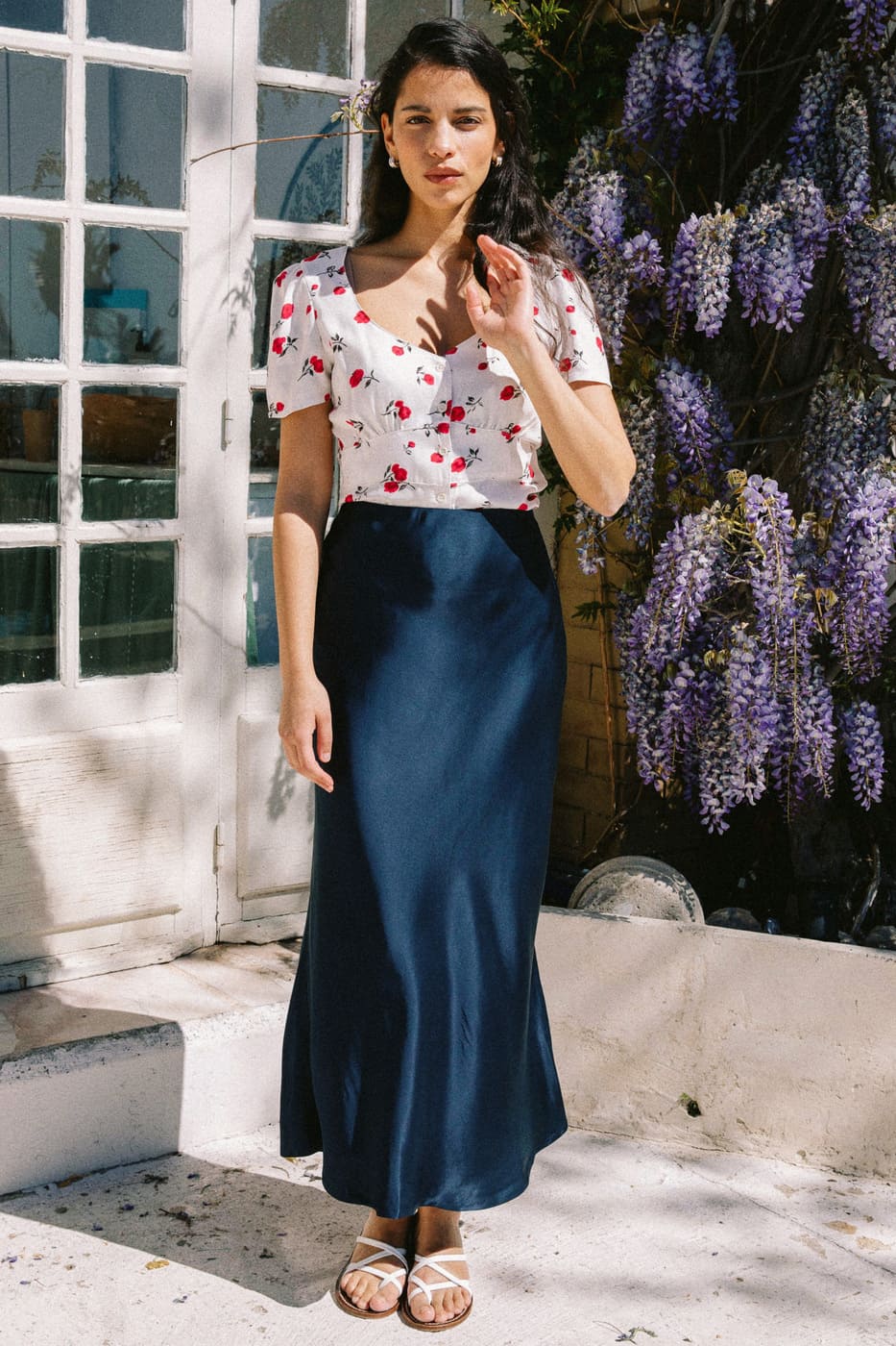 Jupe longue en satin bleu marine en viscose Ecovero, éco-responsable et fabriquée en France